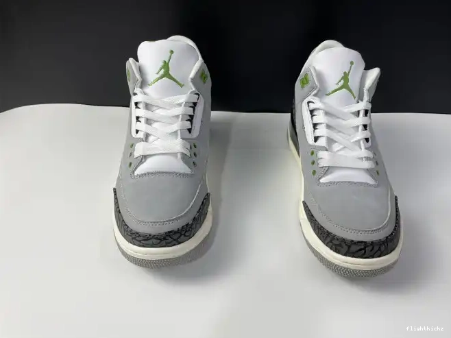 Chlorophyll 3 Air Retro 136064-006 Jordan 0428